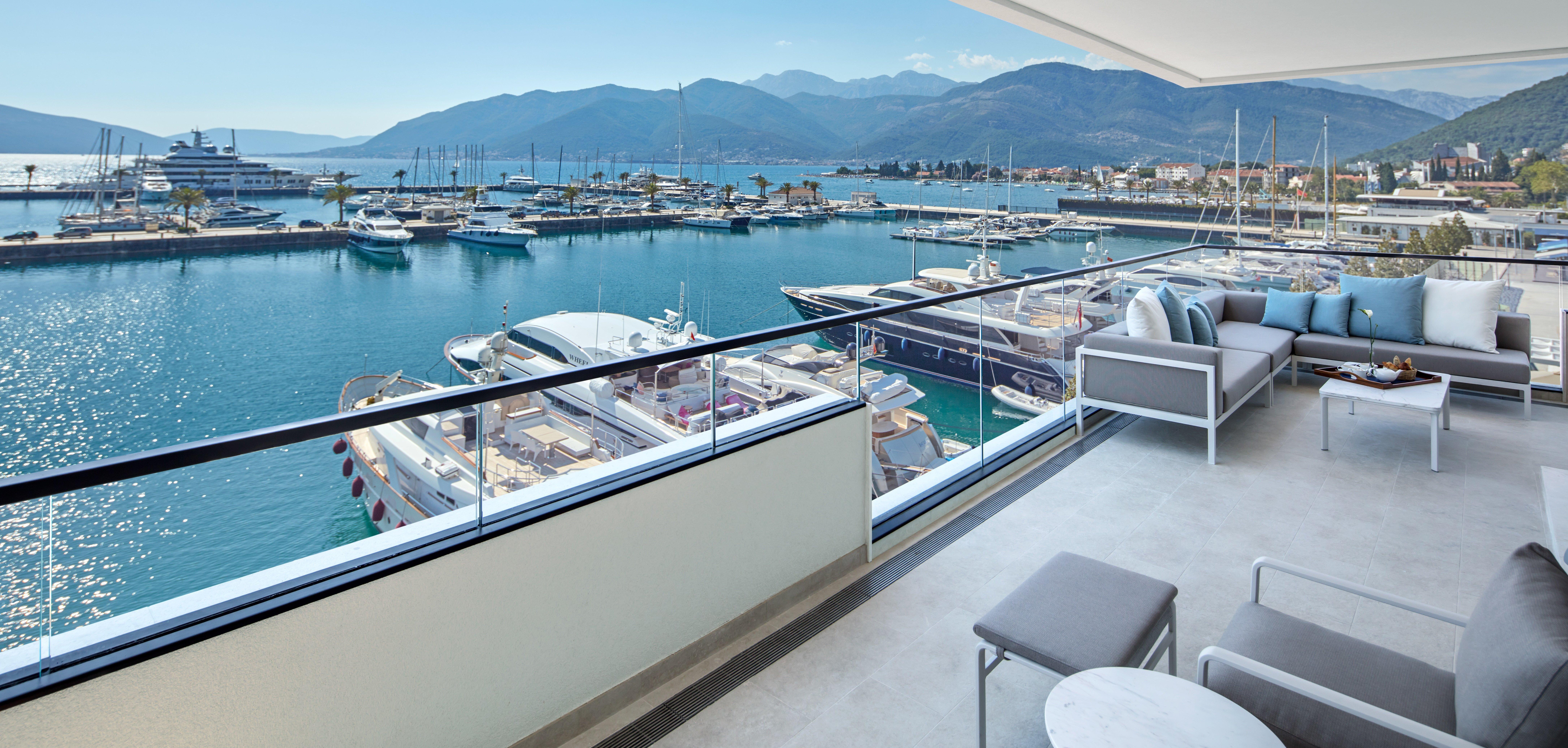 Regent Porto Montenegro ติวัต ภายนอก รูปภาพ View from the hotel