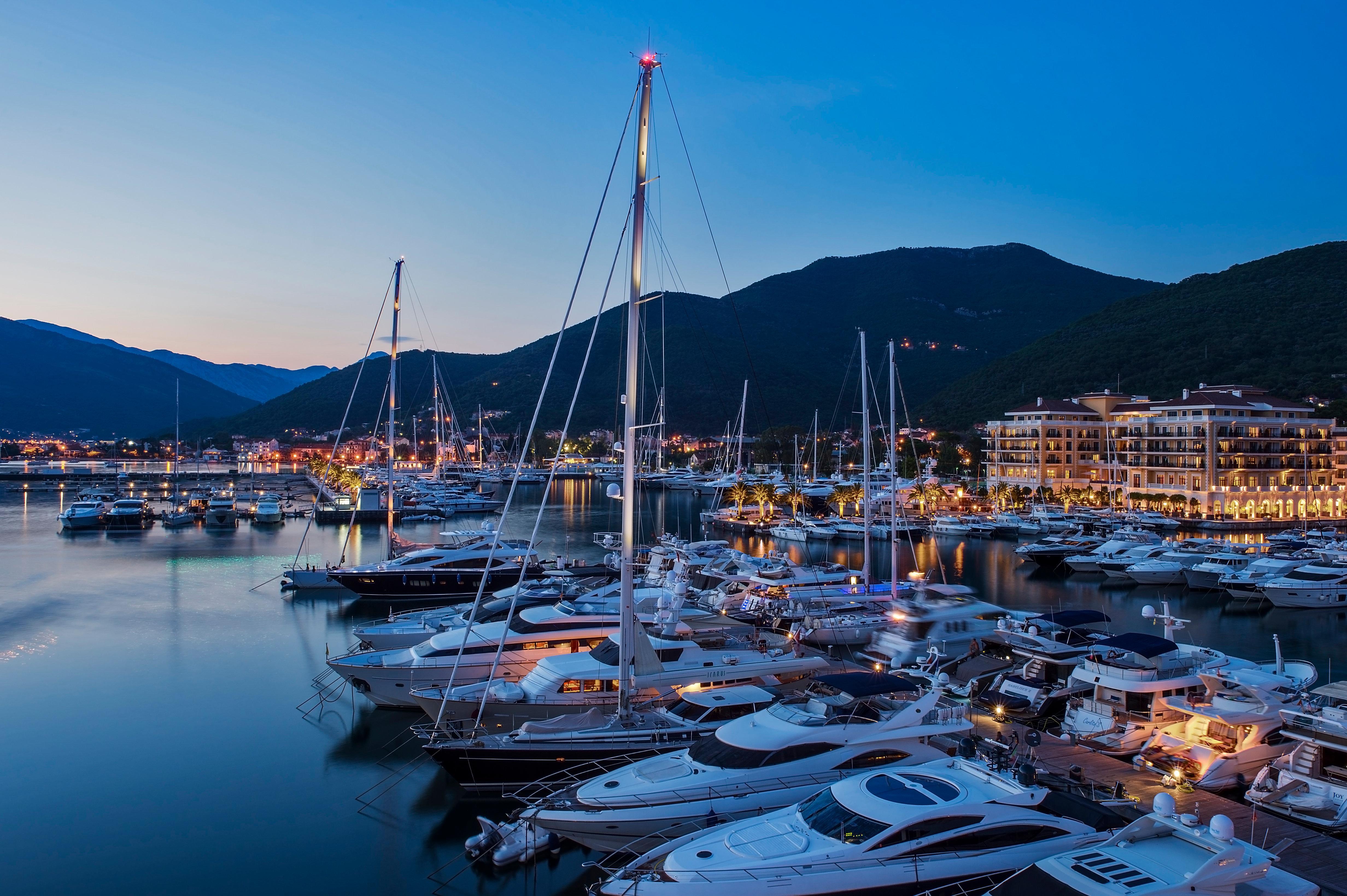 Regent Porto Montenegro ติวัต ภายนอก รูปภาพ Port of Porto Cervo