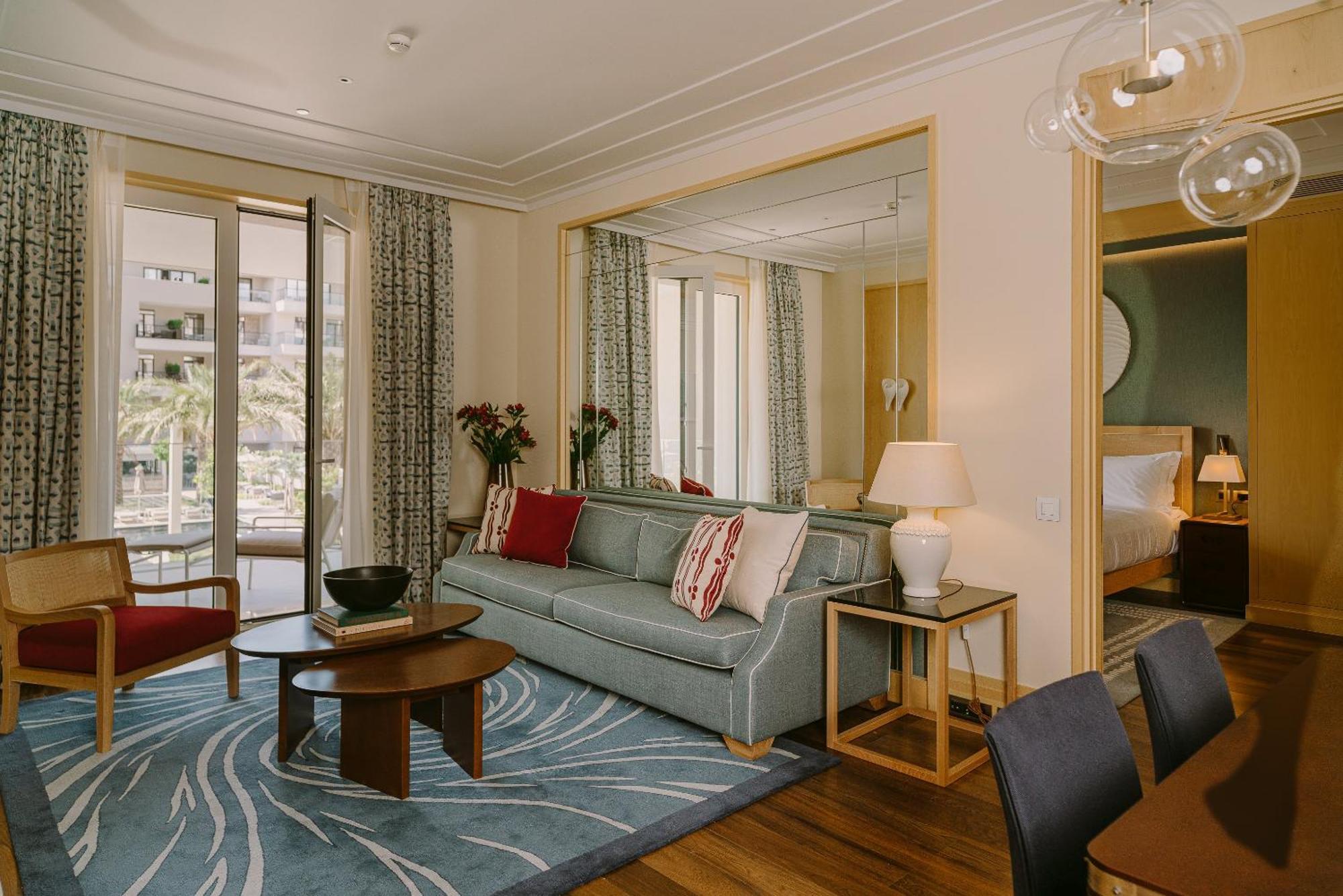 Regent Porto Montenegro ติวัต ภายนอก รูปภาพ A suite at the hotel